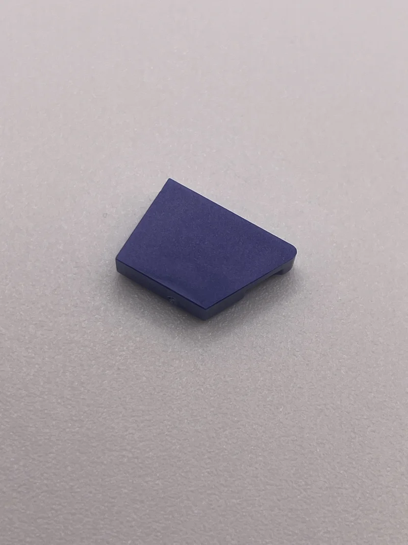 Wedge Tile 1 x 2 without corner, right in Purple, Rich