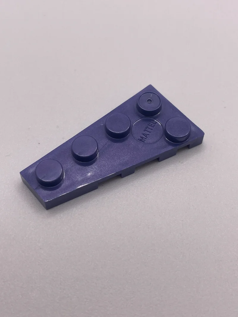 Plate 2 x 4 Wedge - Left in Purple, Rich
