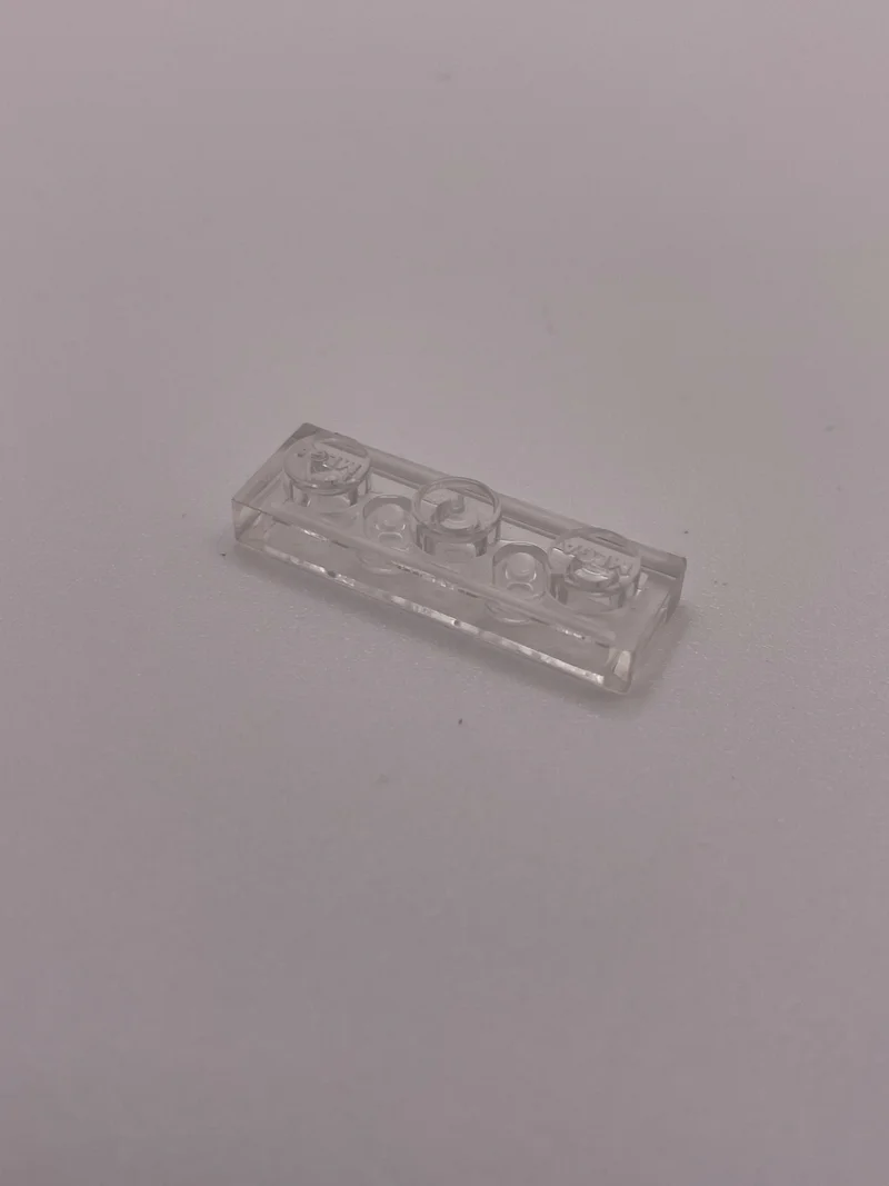 Plate 1 x 3 in Clear (Translucent)