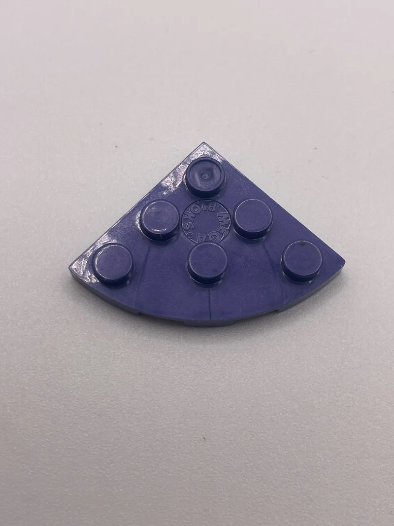Plate 3 x 3 corner round in Purple, Rich