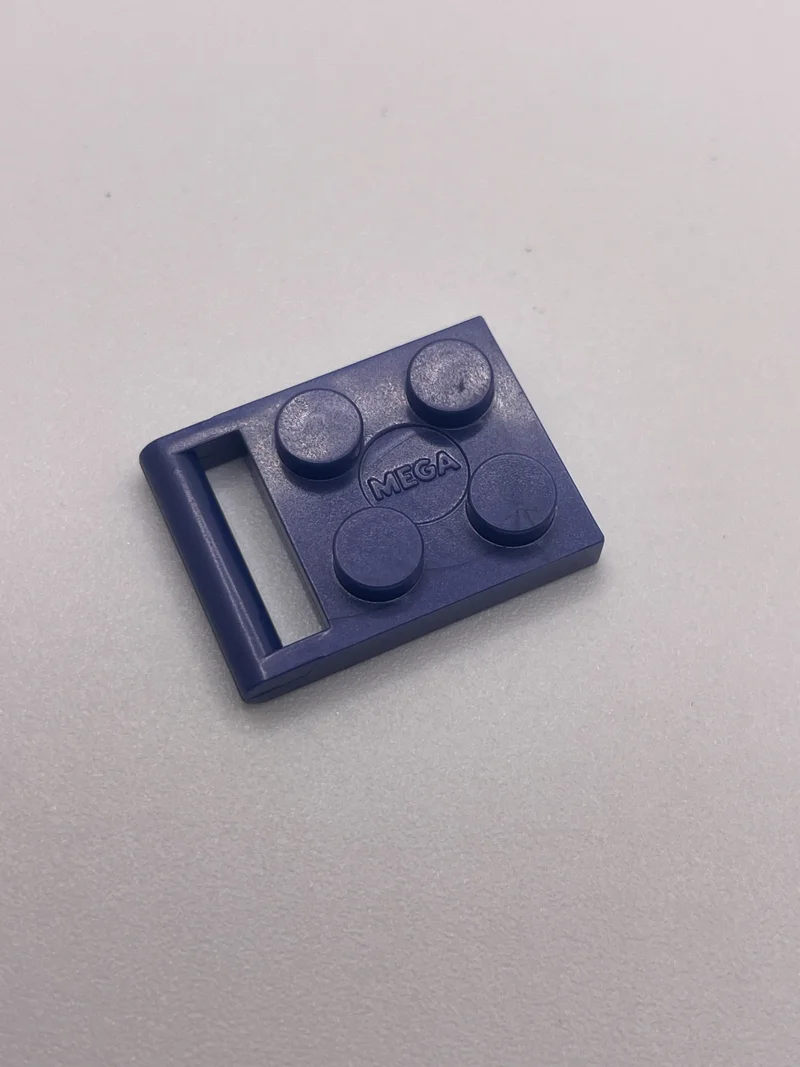 Plate 2 x 2 with handle in Purple, Rich