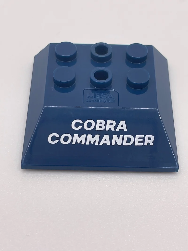 Figure Stand - Cobra Commander in Multicolored