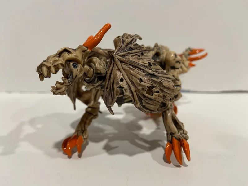 Sawskreetch Snowstorm Dragon