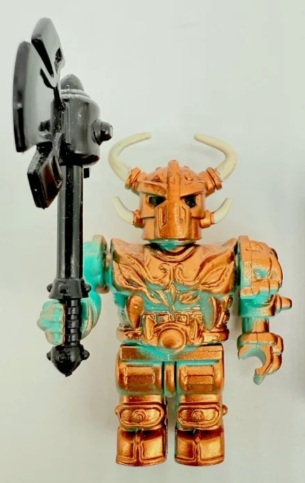 Figure, Dragons: Promo Collectible Figure in Multicolored