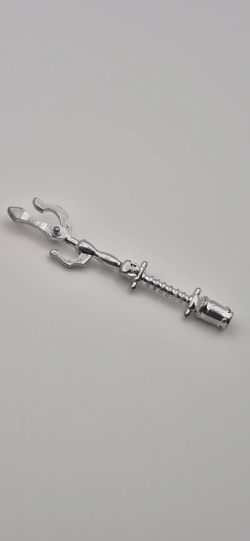 Weapon, Exotic: wizard's staff with opposed upswept tines