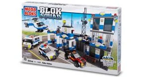 Original packaging for 2420 Police Station with jail