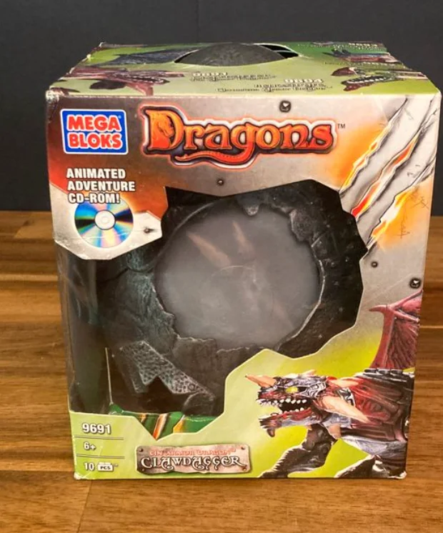 Original packaging for 9691 Clawdagger Tin Armour Dragon