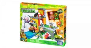 Original packaging for DMX12 Turtle Lair Battle
