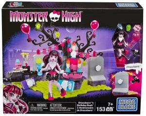 Original packaging for DPK36 Draculaura's Birthday Party