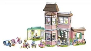 Samantha’s Victorian Manor