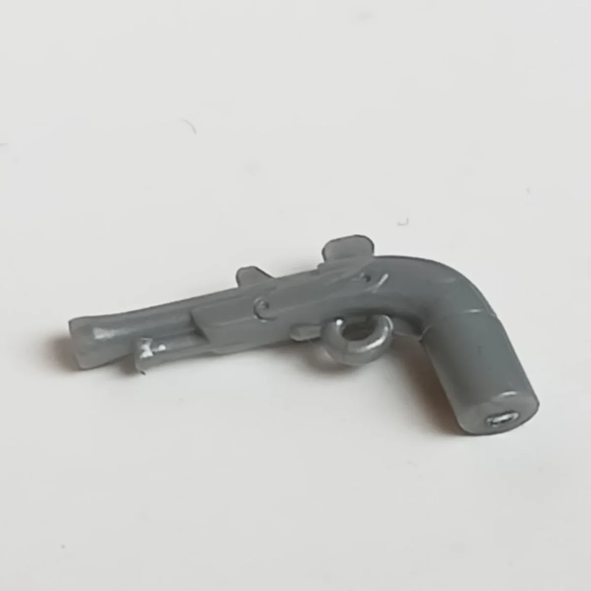Weapon, Firearm: flintlock pistol in Gray, Light (Metallic)