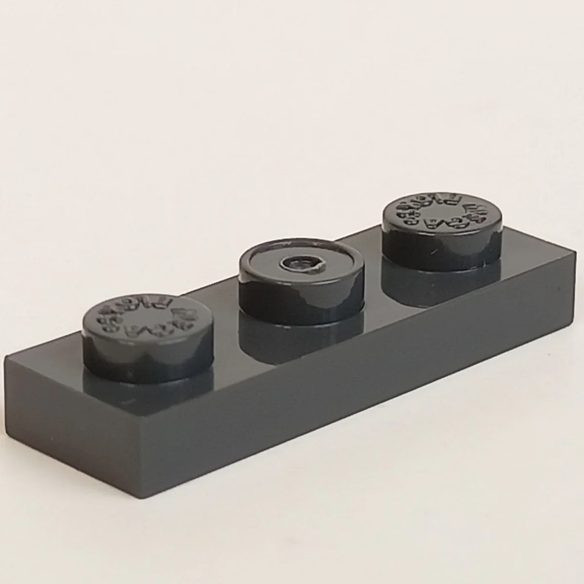 Plate 1 x 3