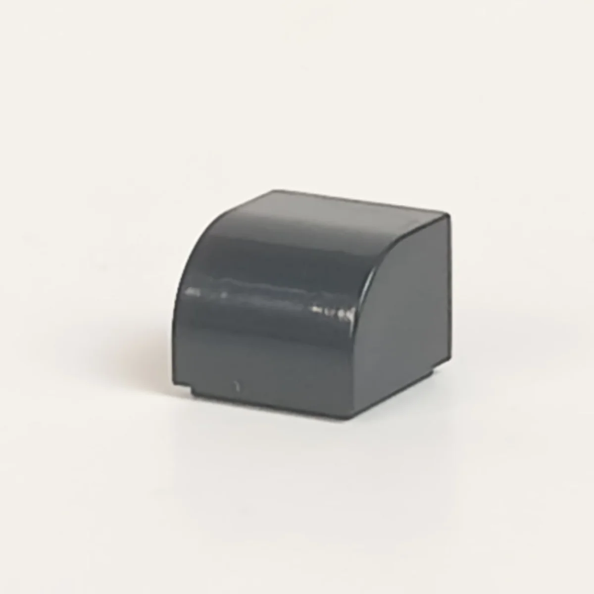 Brick 1 x 1 two-thirds-height with half-curved top in Black