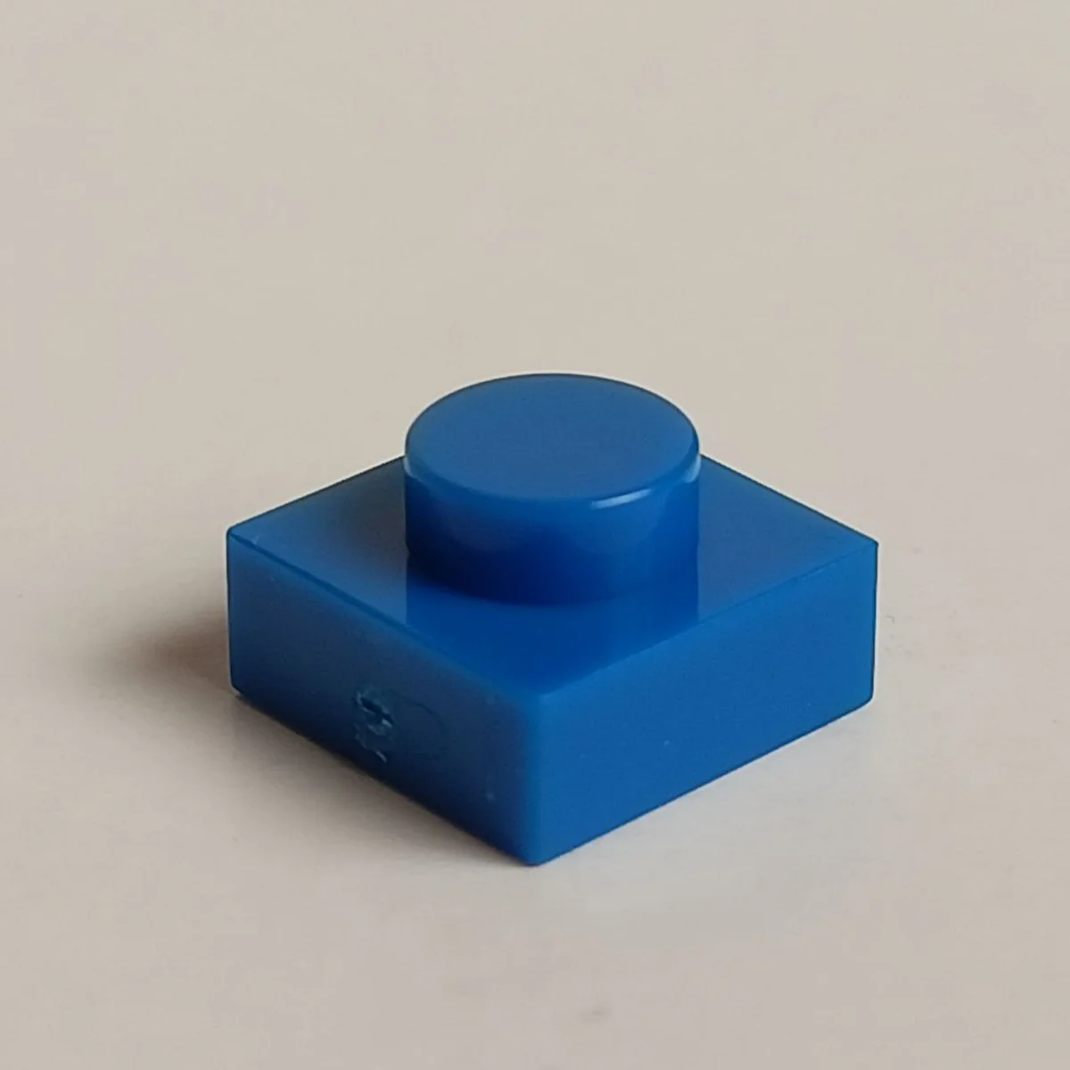 Plate 1 x 1 - Type 03 in Blue
