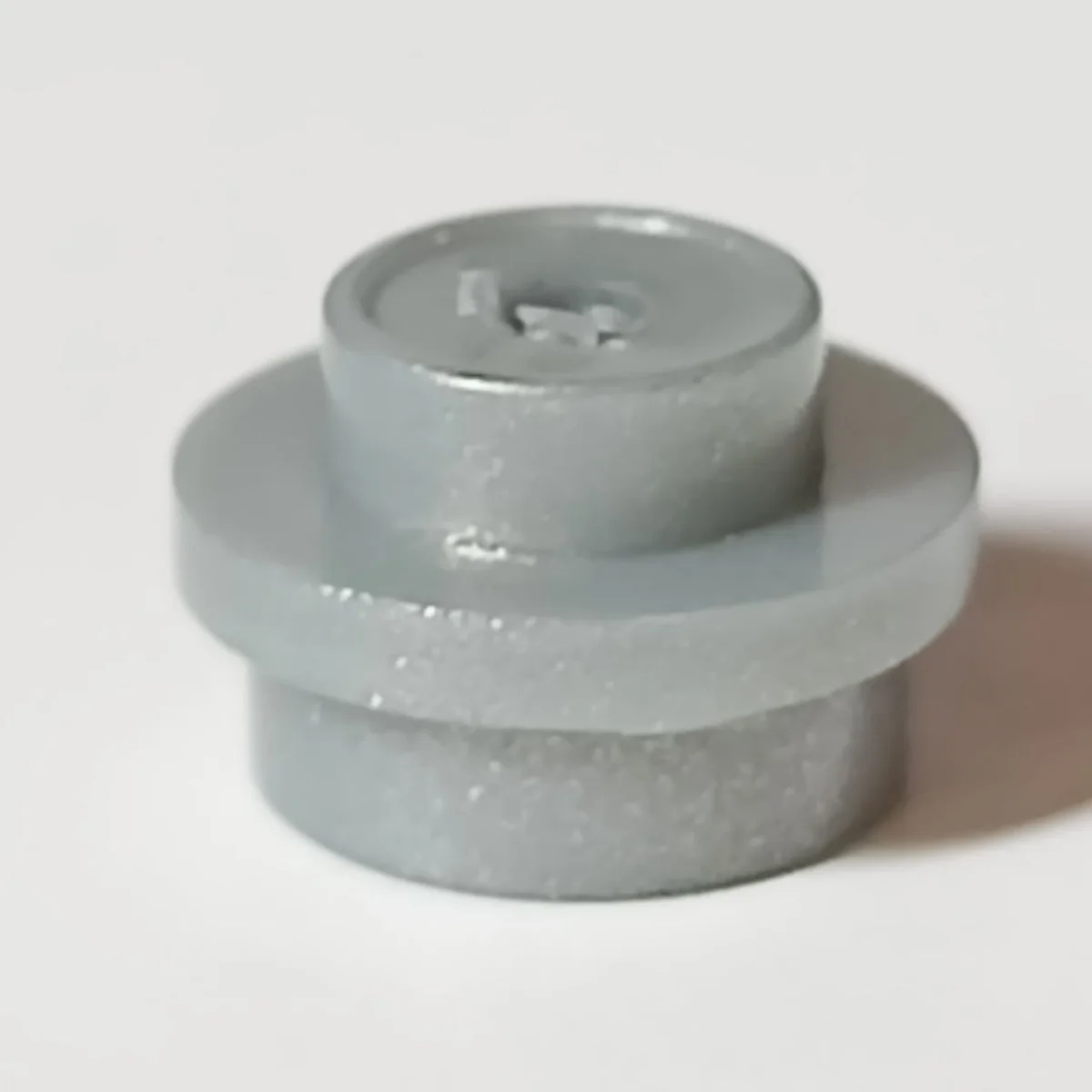 Plate 1 x 1 round in Gray, Light
