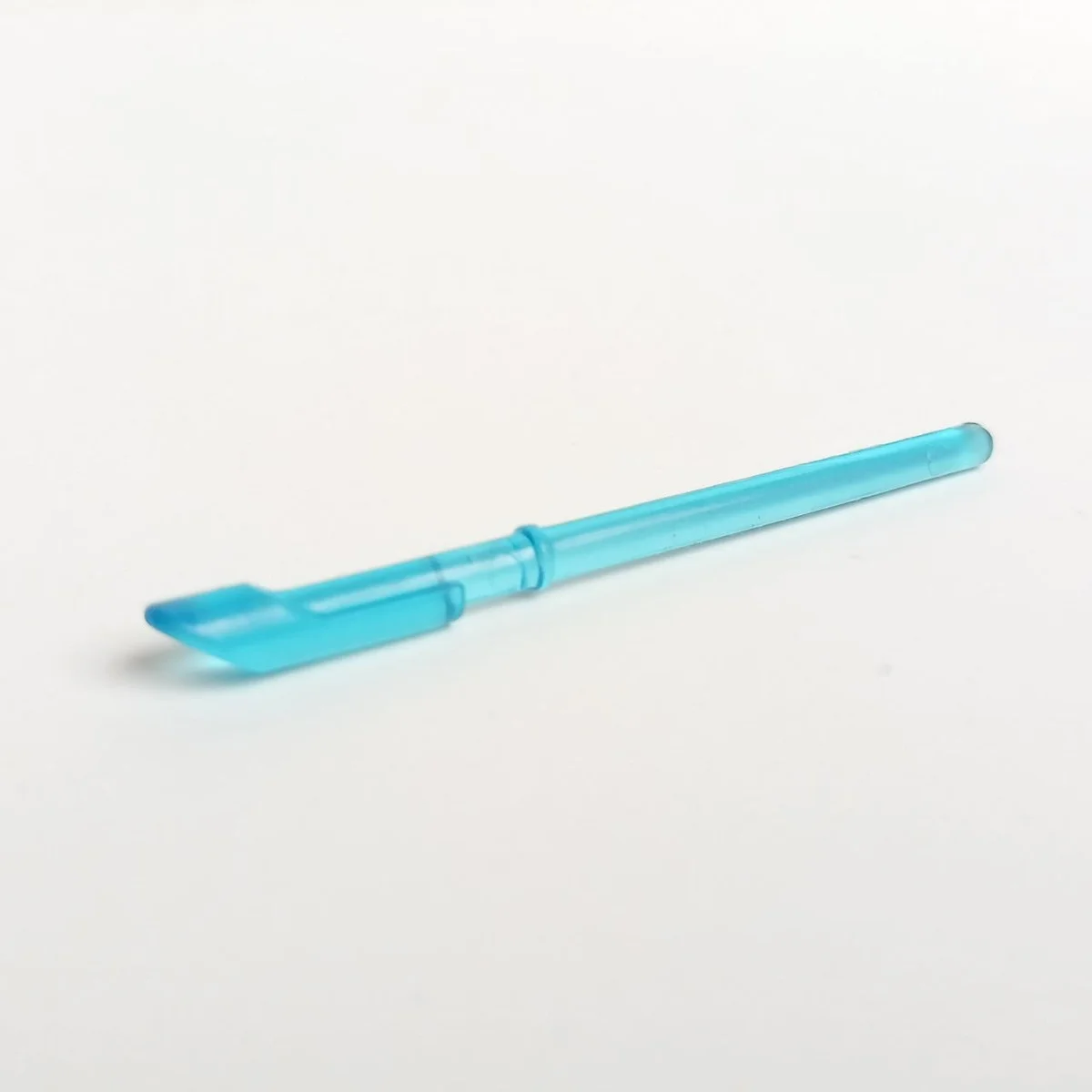 Bar long with angular tip in Blue, Medium (Translucent)