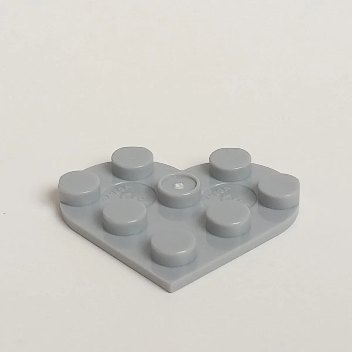 3 x 3 heart shaped baseplate in Gray, Dull
