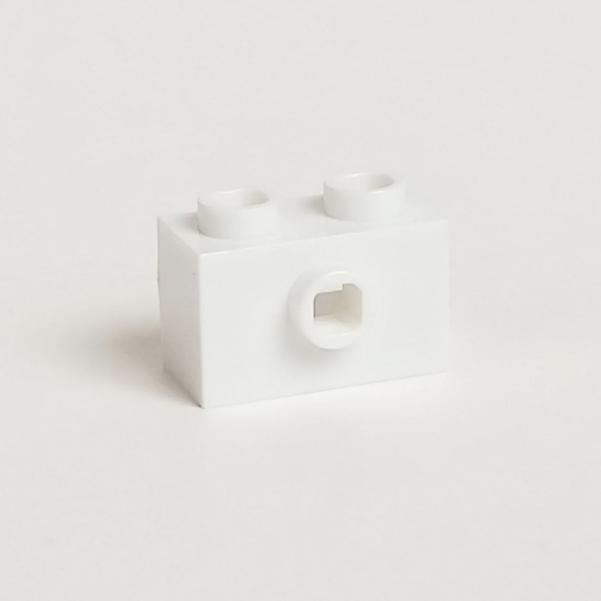 Brick Modified 1 x 2 with side stud in White
