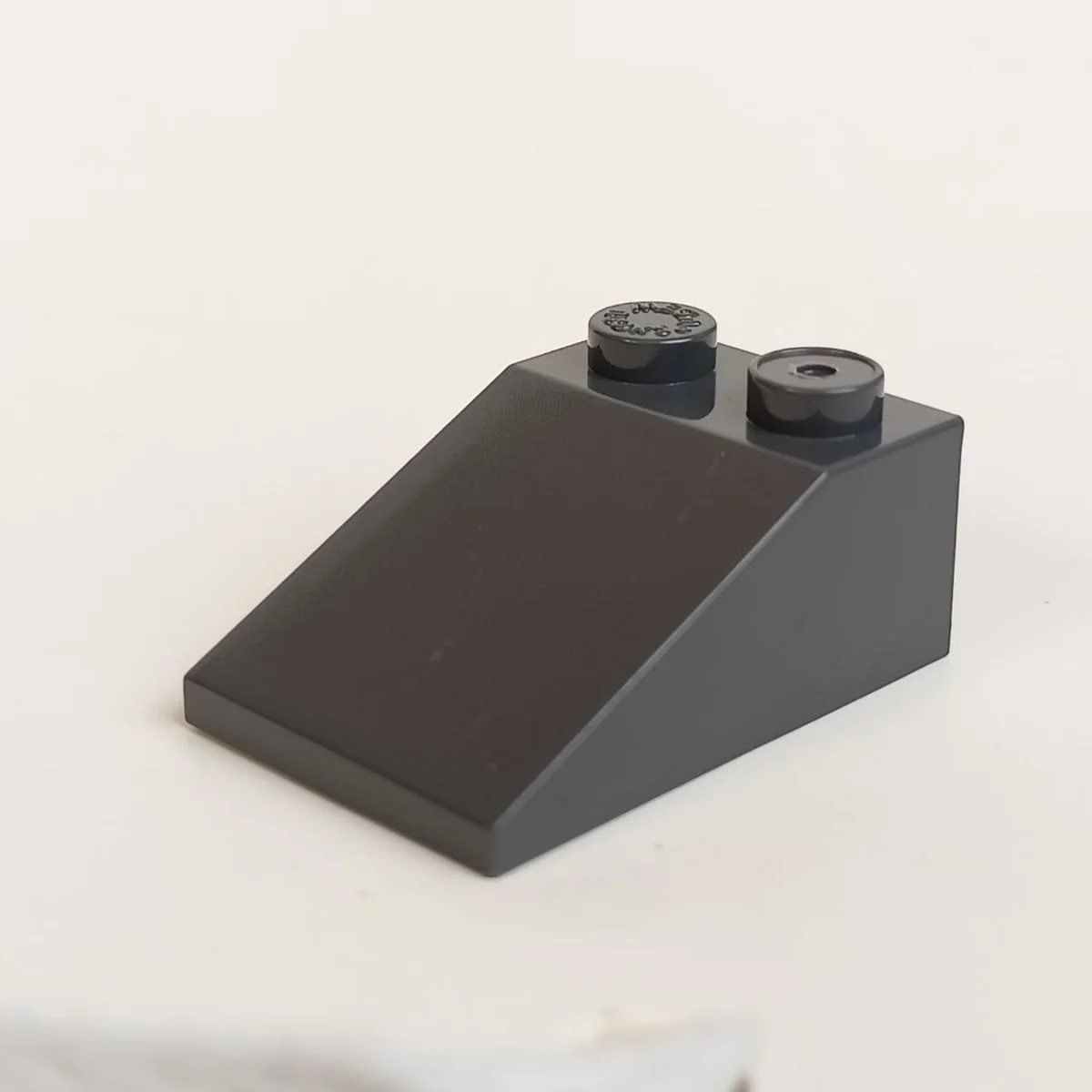 Slope 33 2 x 3 w/ Studs on Top