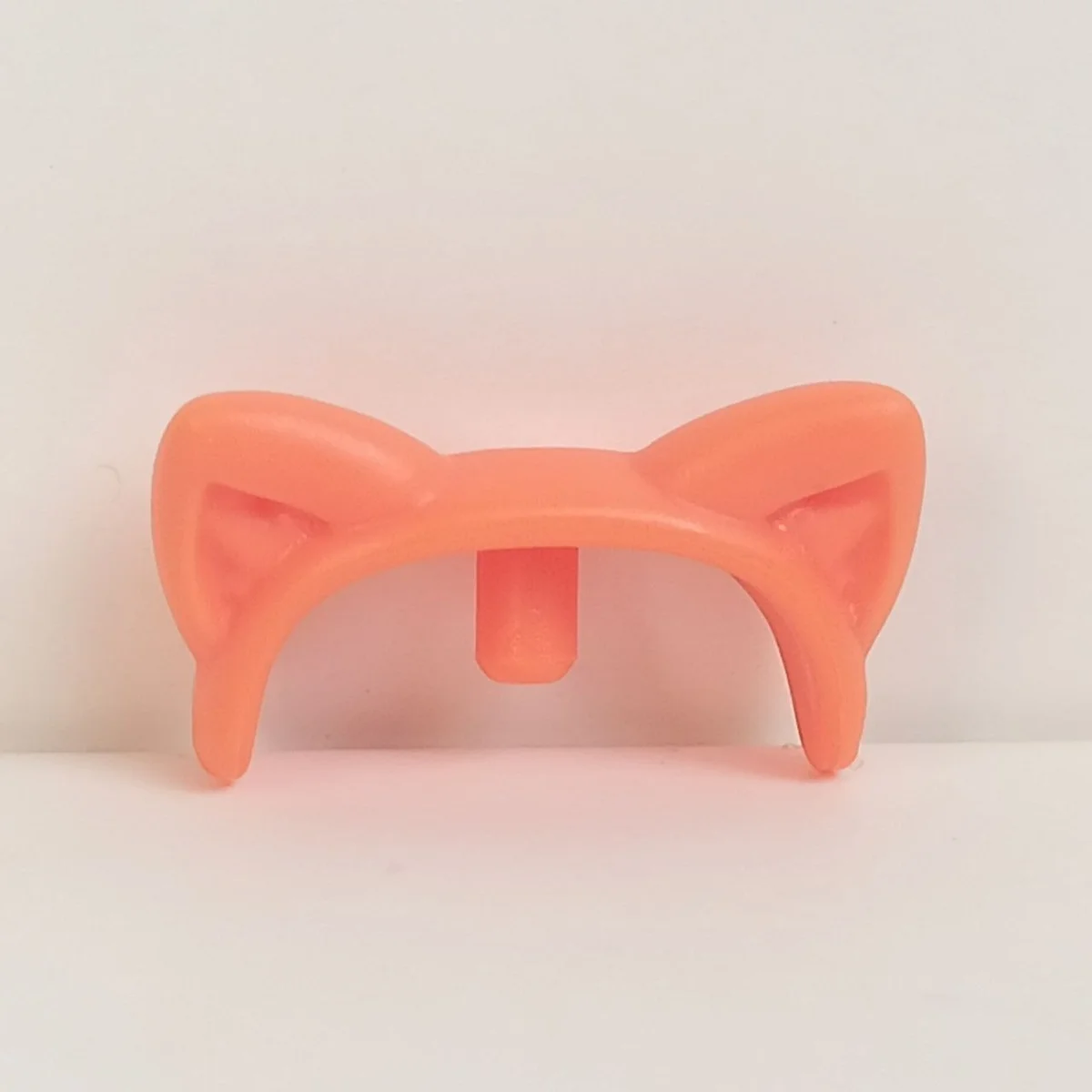 Wide headband with cat ears and bar peg