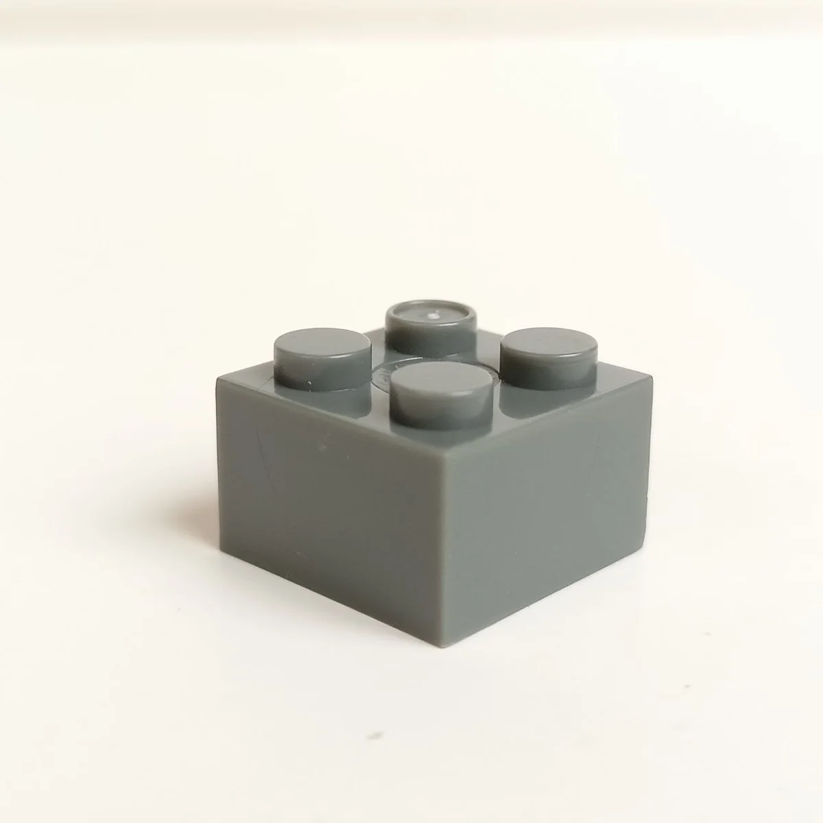 Brick 2 x 2 in Gray, Dark
