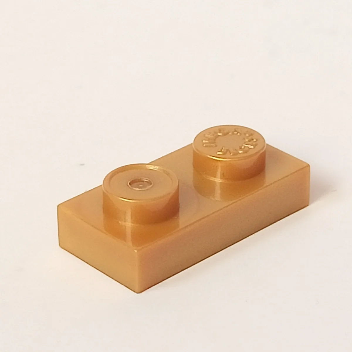 Plate 1 x 2 in Gold, Tarnished
