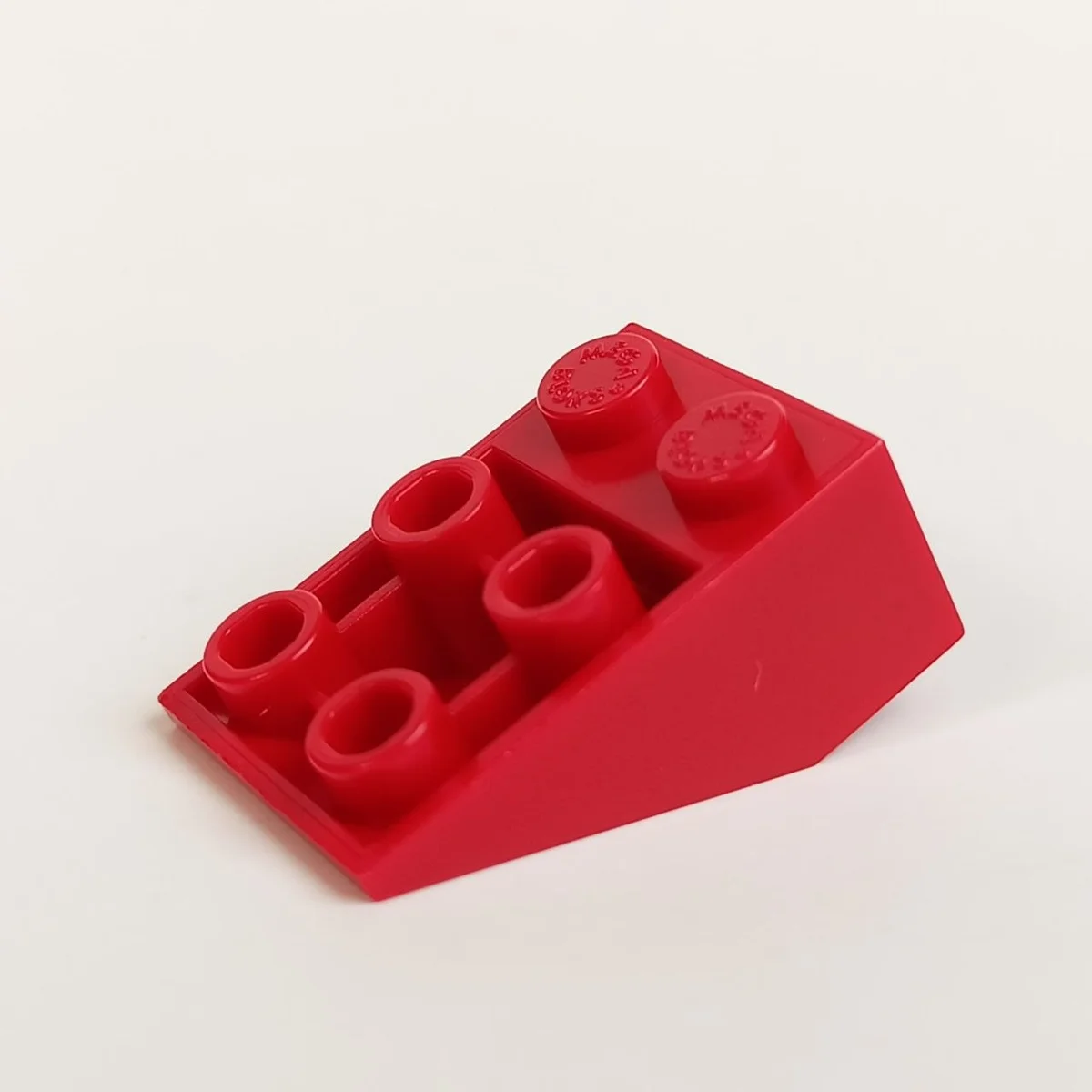 Slope Inverted Brick 33 2 x 3 inverse in Red, Flame