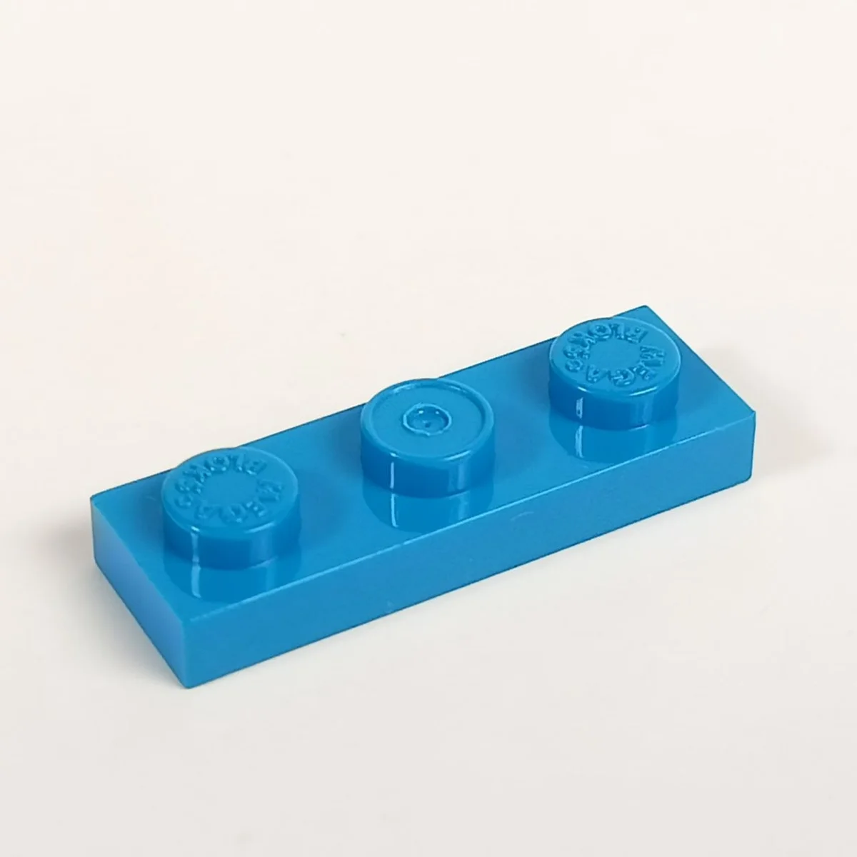 Plate 1 x 3 in Blue, Spanish