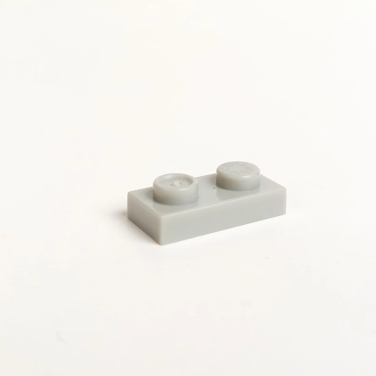Plate 1 x 2 in Gray