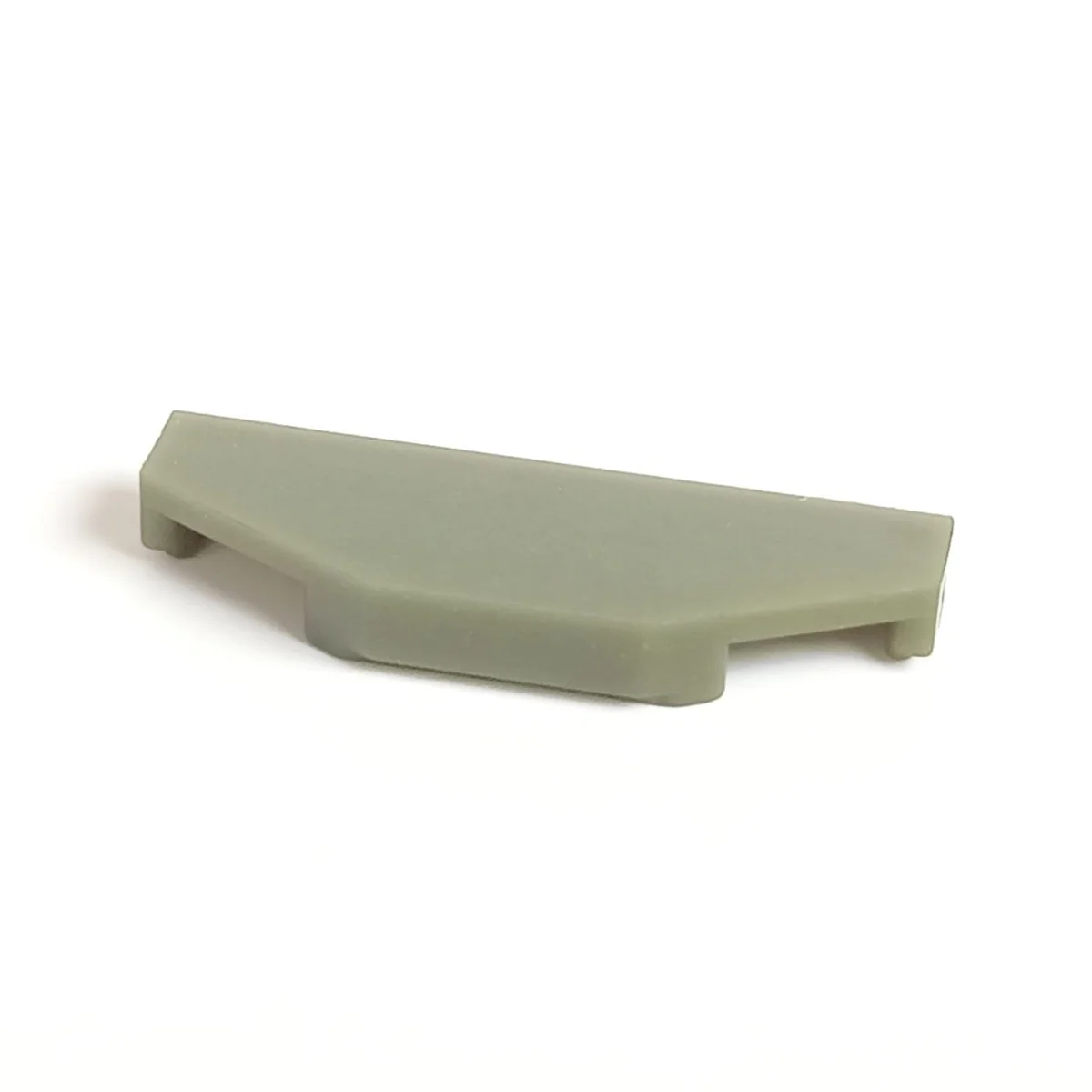 Wedge Tile 1 x 3 Center Flat Point in Green, Medium (Camo)