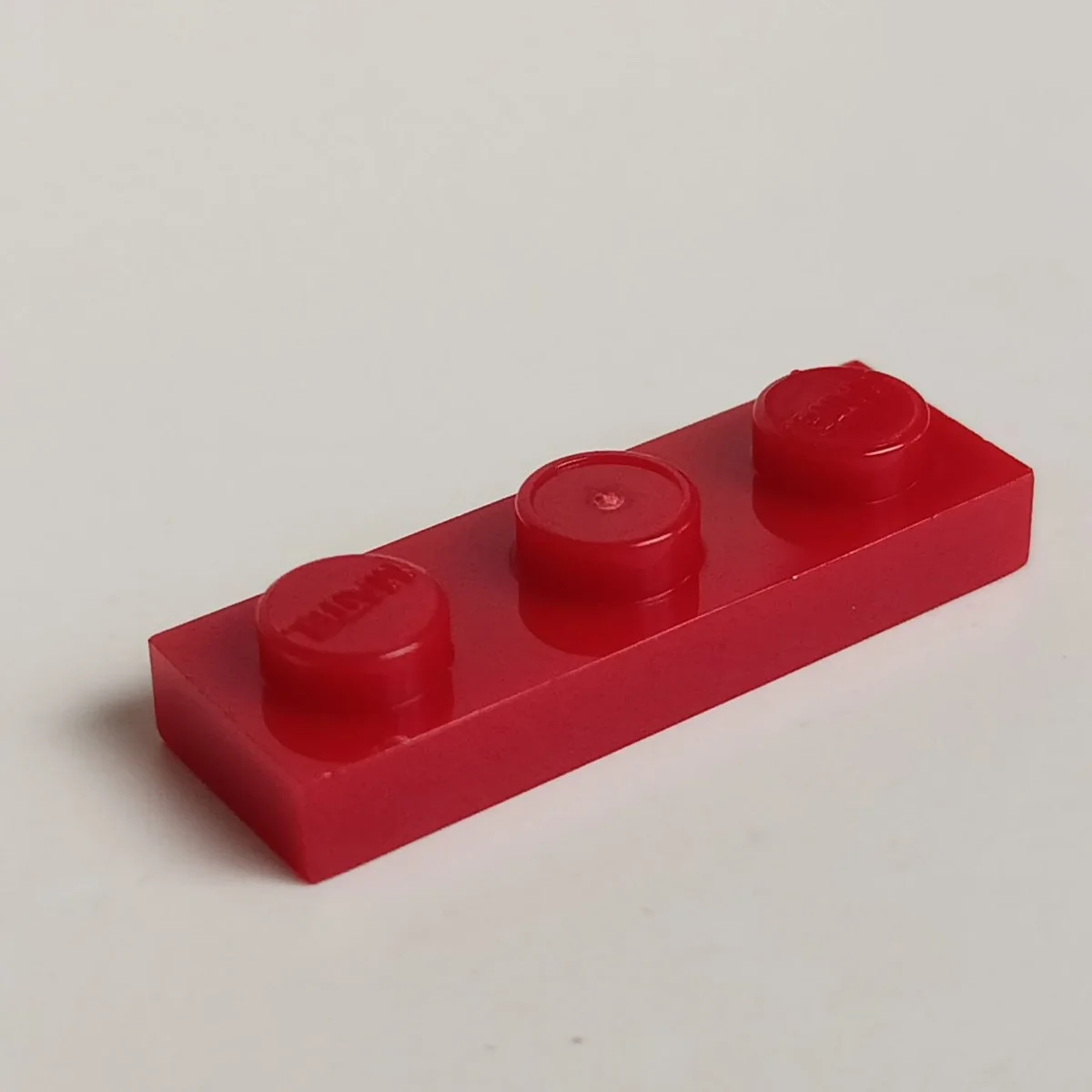Plate 1 x 3 in Red, Flame