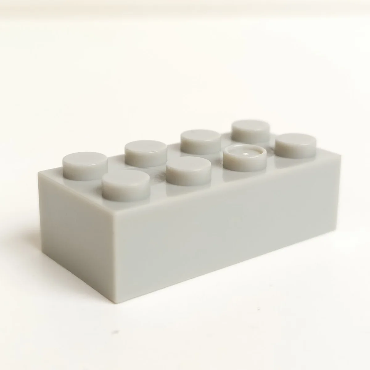 Brick 2 x 4 in Gray