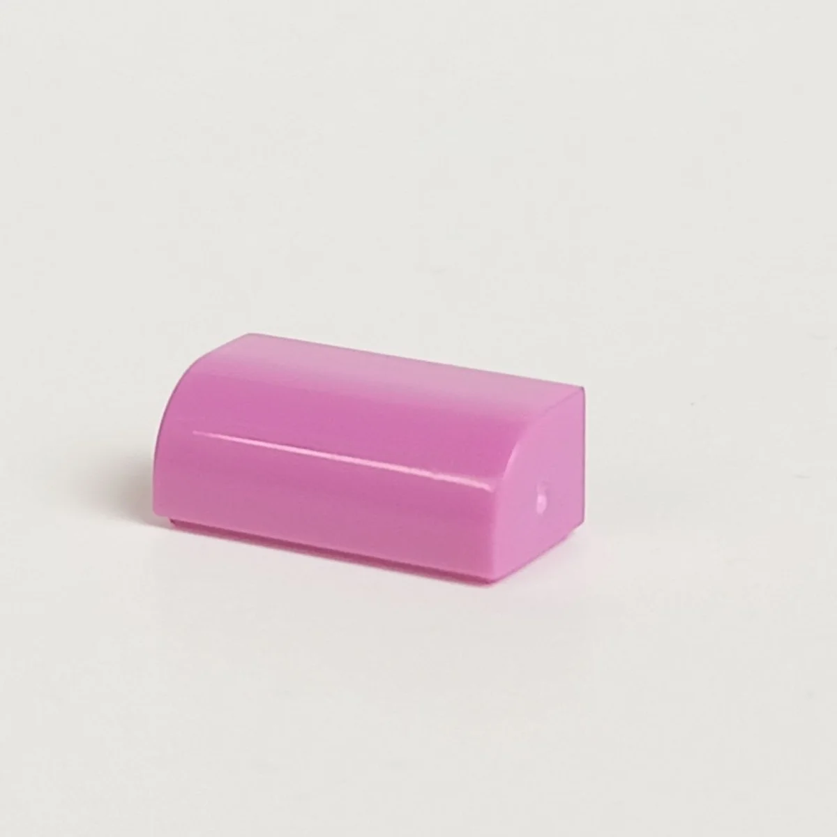 Slope 1 x 2 2/3 wl Half-Curved Top