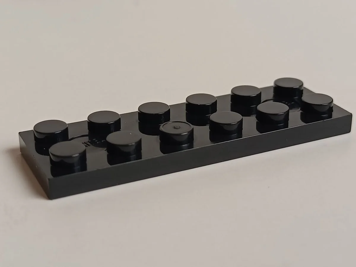Plate 2 x 6 in Black