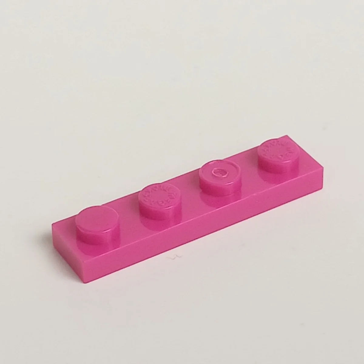 Plate 1 x 4 in Pink, Barbie