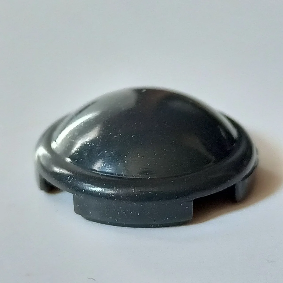 Tile Round 2 x 2 with Low Dome