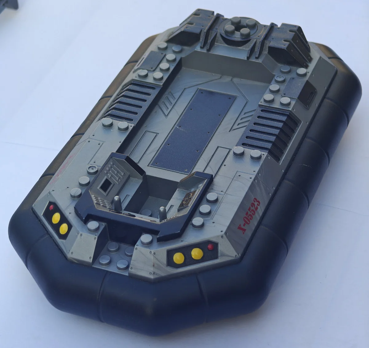 Added a photo to Vehicle body: hovercraft, assembled, with ''flipping'' feature