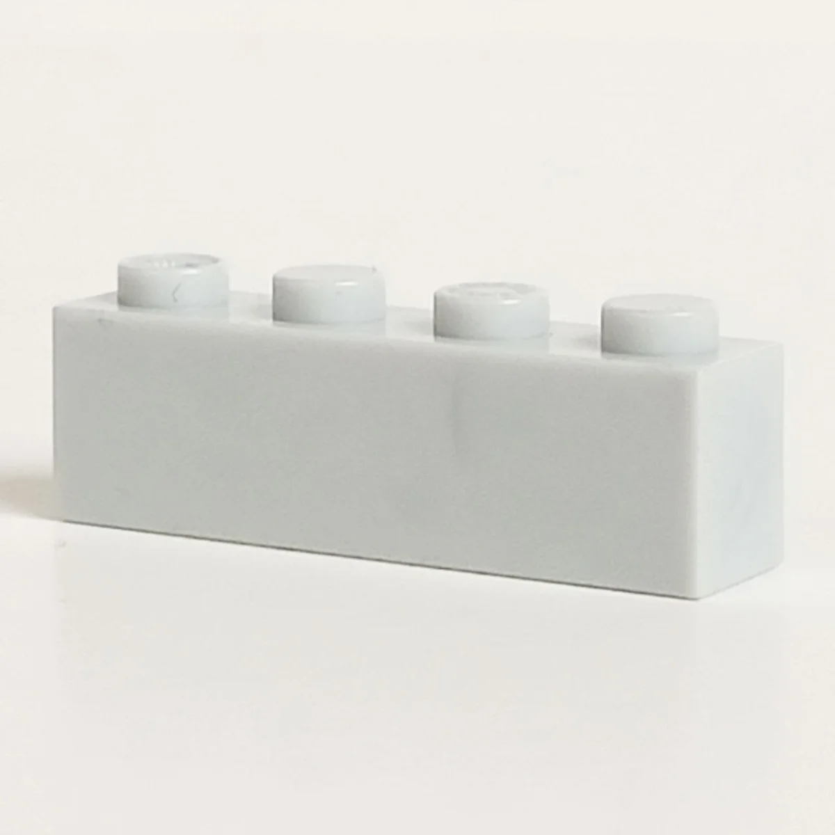 Brick 1 x 4 in White (Camo)