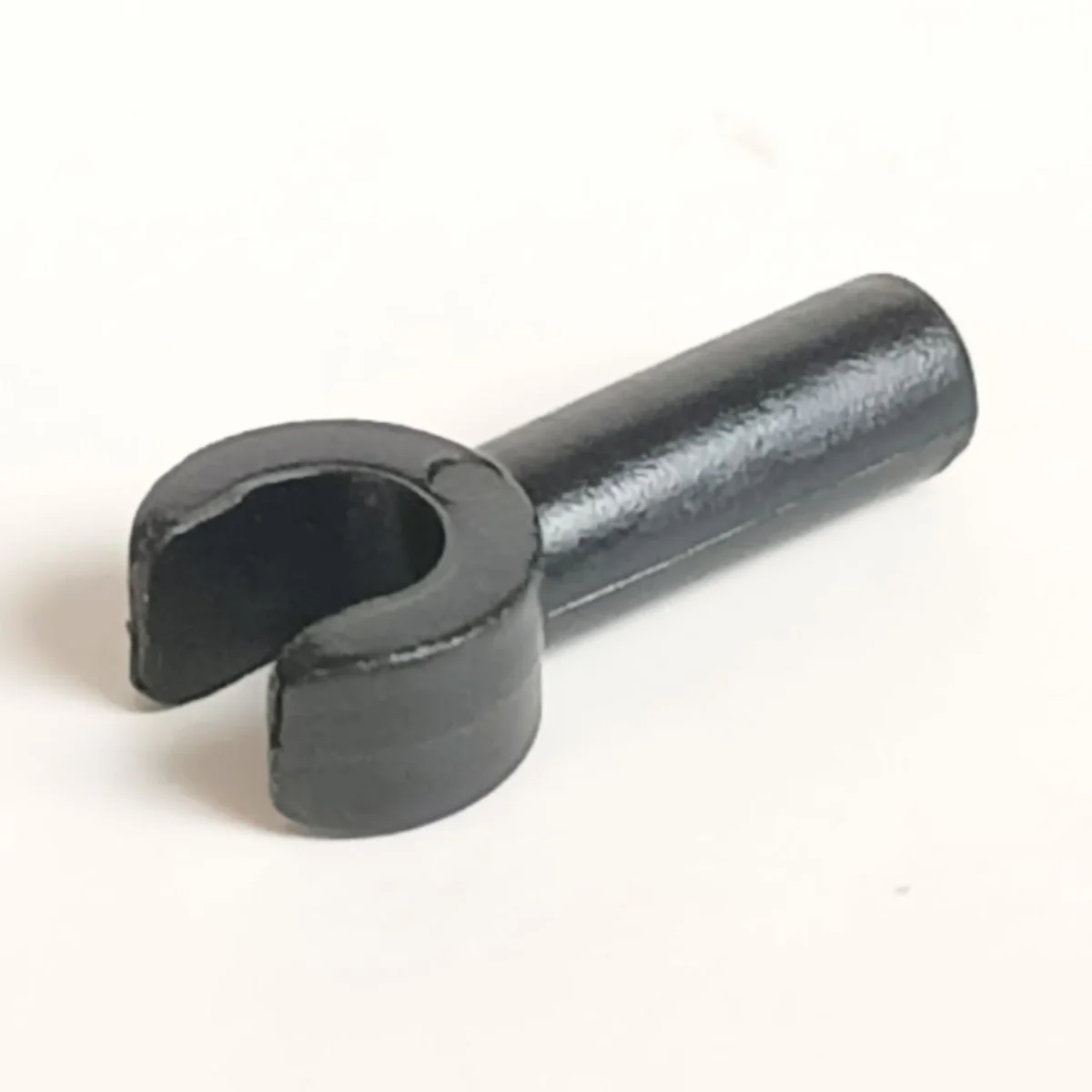Connector: pin, long with clip in Black