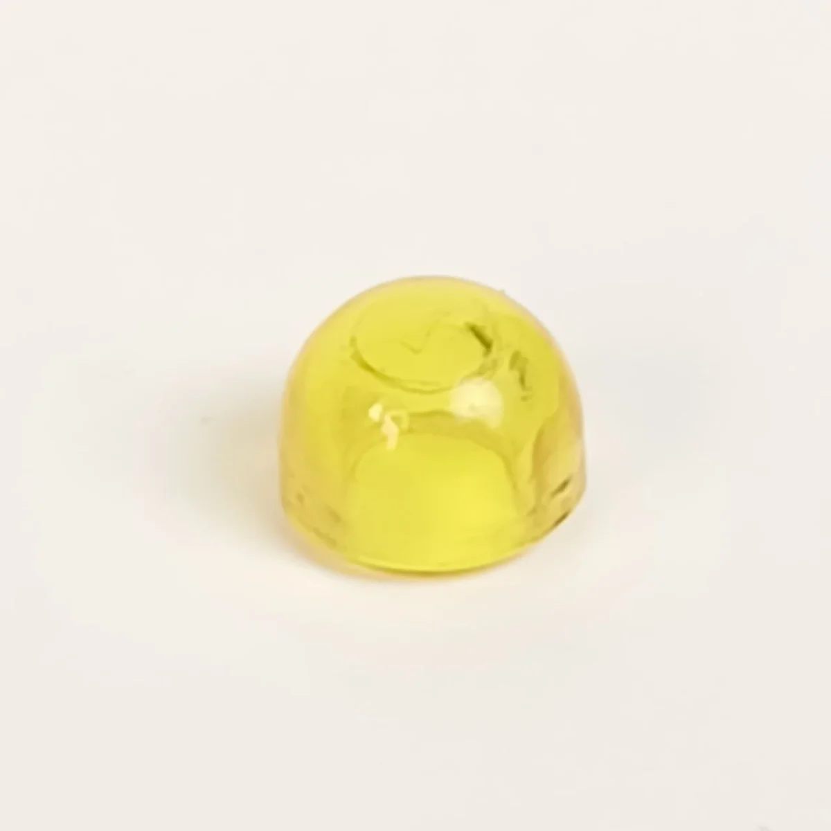Tile 1 x 1 round dome, tall in Yellow (Translucent)