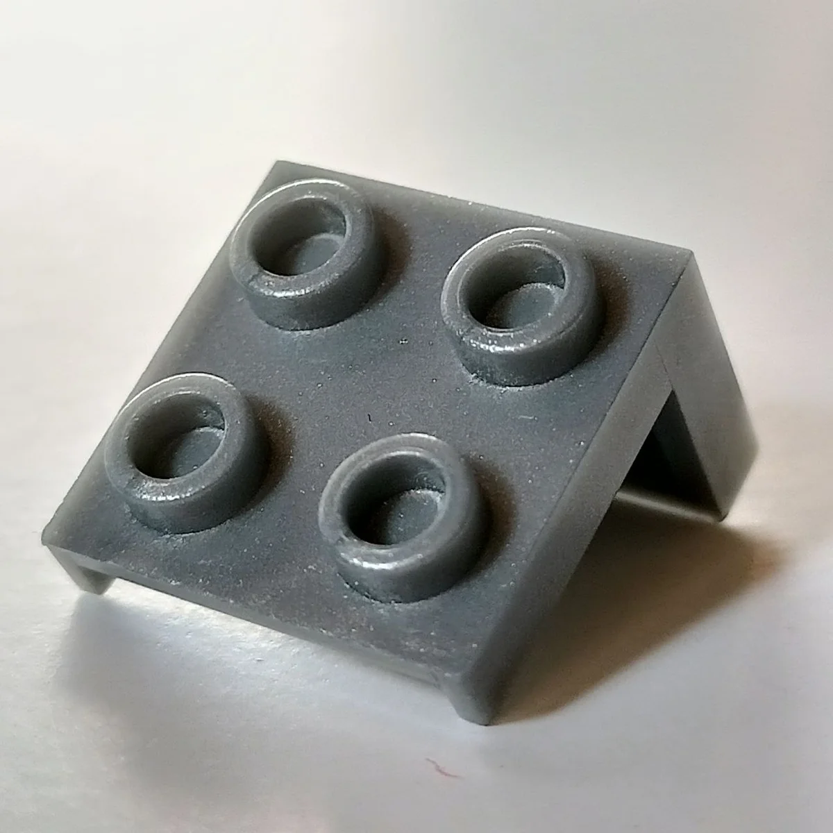 Bracket 1 x 2 - 2 x 2 with studs in Gray, Light
